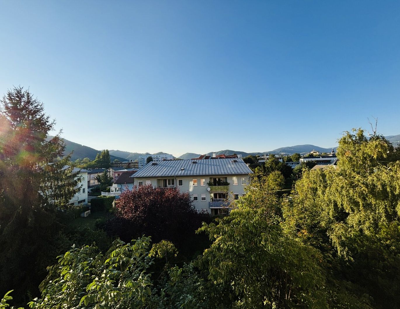 Moderne 3-Zimmer-Wohnung in Graz: 2 Balkone, Stellplatz, ideal zum Wohlfühlen!