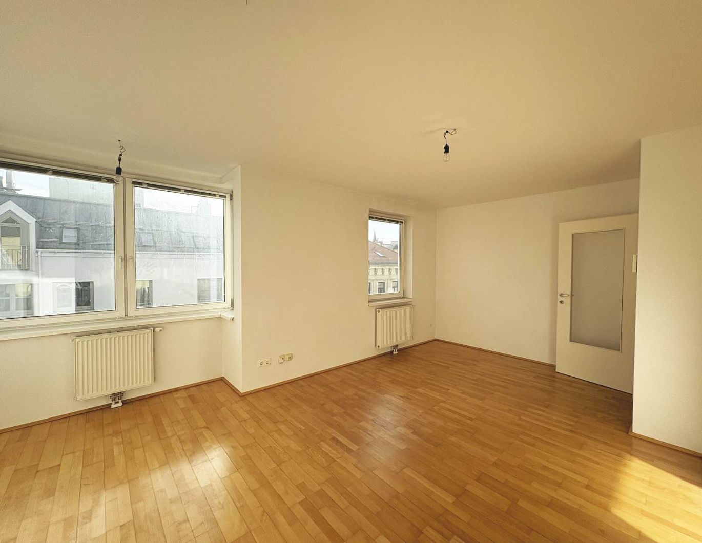 Helle 2-Zimmer-Wohnung - Nähe Schubertpark!