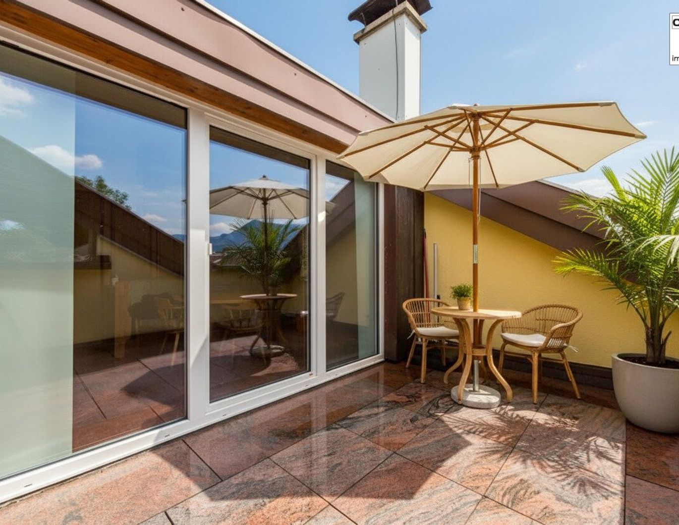 Mondsee: Geräumige Dachgeschosswohnung in ruhiger Wohnlage