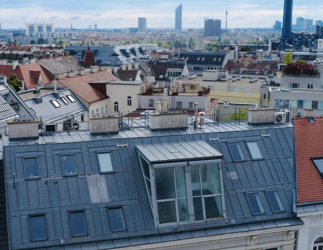 Exklusive Dachgeschoss-Maisonette mit Dachterrasse in Bestlage von Döbling