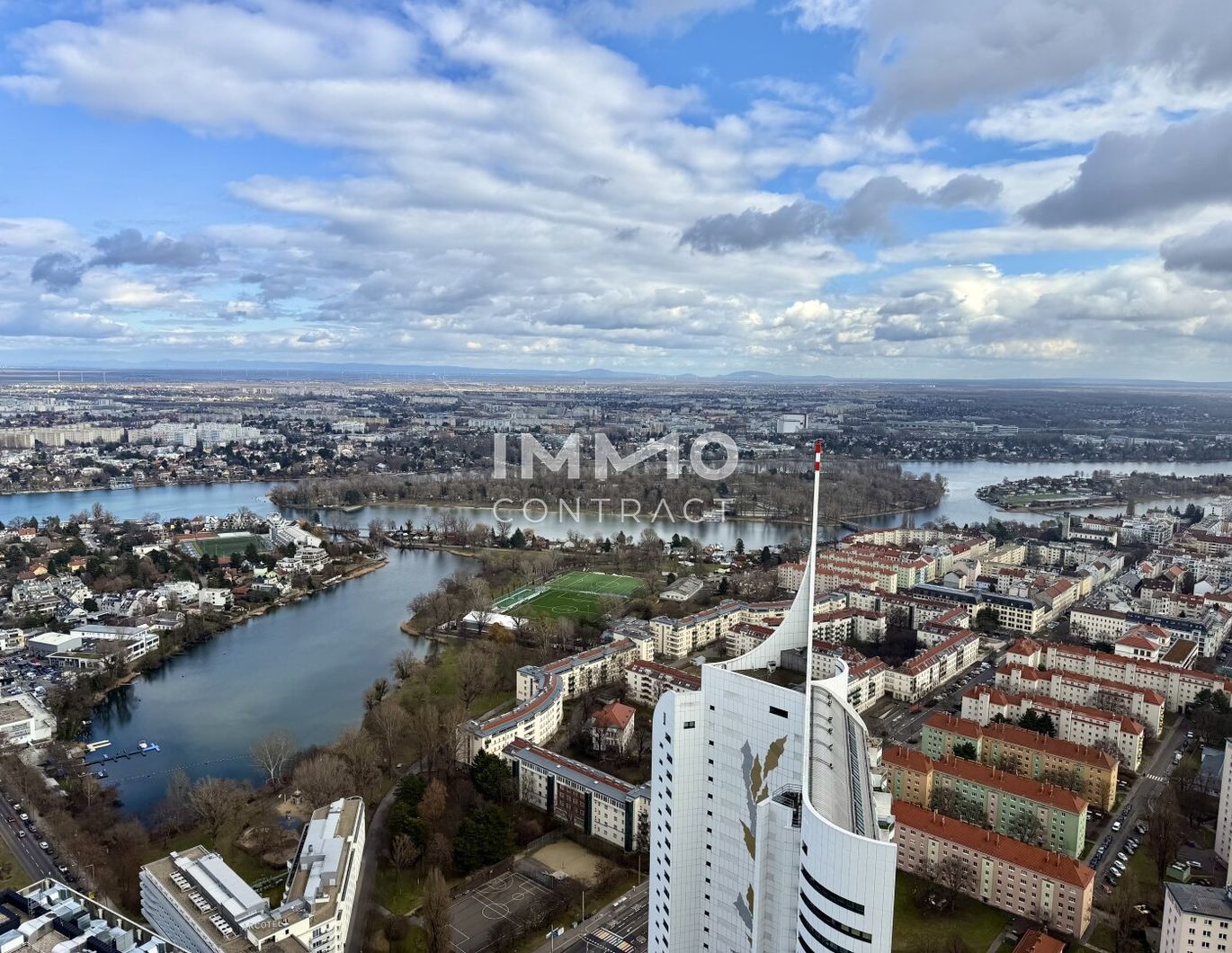 49. Etage: A Home between Sky & Water: DC2 Tower: U1 Donauinsel