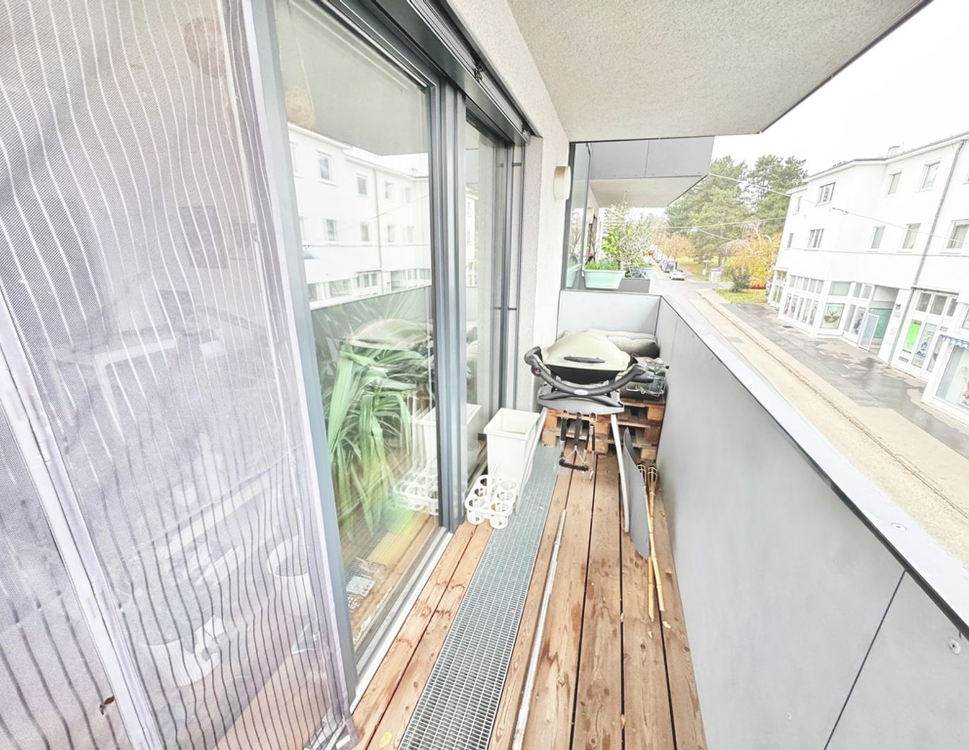 BALKONTRAUM | OPTIMAL AUFGETEILTE 2 ZIMMER | TOPLAGE MIT PERFEKTER VERKEHRSANBINDUNG