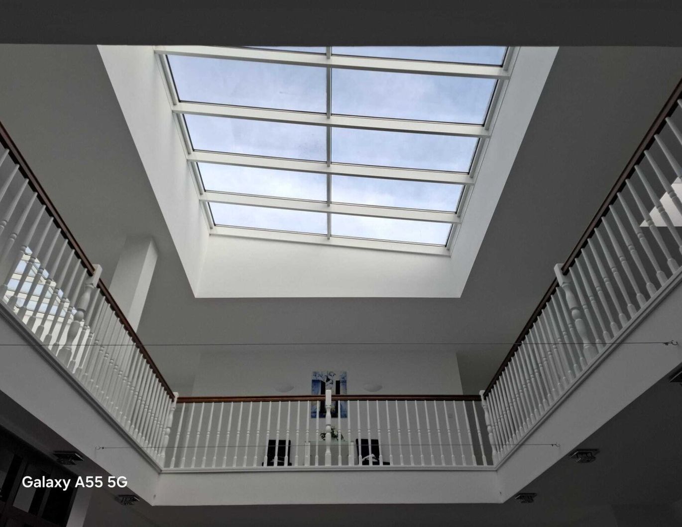 Stadtvilla mit separater Einliegerwohnung, riesige Garage, Indoorpool, barrierefrei mit Aufzug, viel Licht, sehr großzügige Architektur