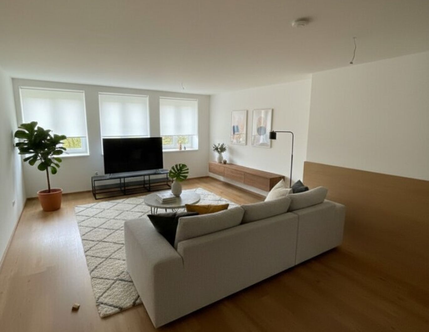 Neuwertige 2-Zimmer-Wohnung mit PKW-Stellplatz im Zentrum von Gurten