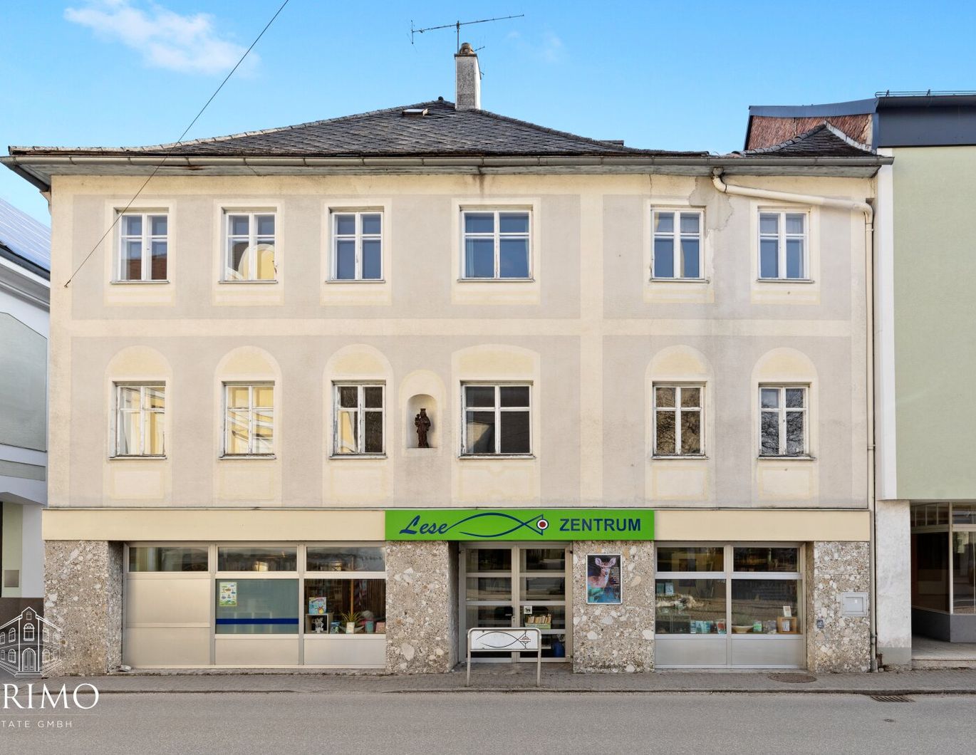 Charmantes Mehrfamilienhaus mit Geschichte und Potenzial - mitten am Marktplatz von Vöcklamarkt