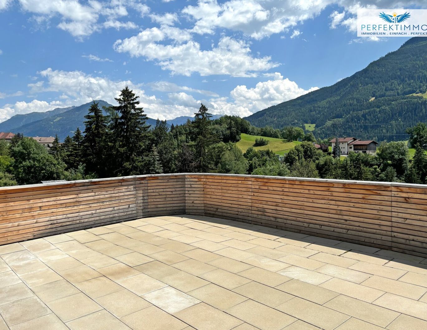 Wundervolle Terrassenwohnung mit Garage und Abstellplatz