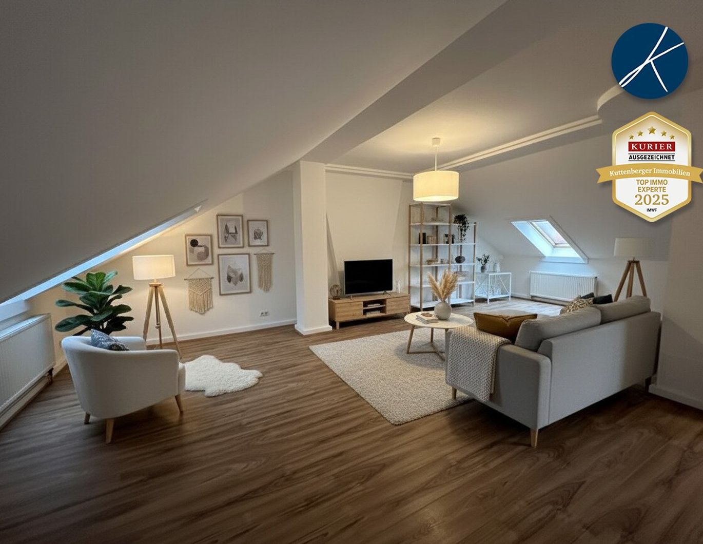 Großzügige Maisonette-Wohnung mit Parkplatz in zentraler Wohnlage