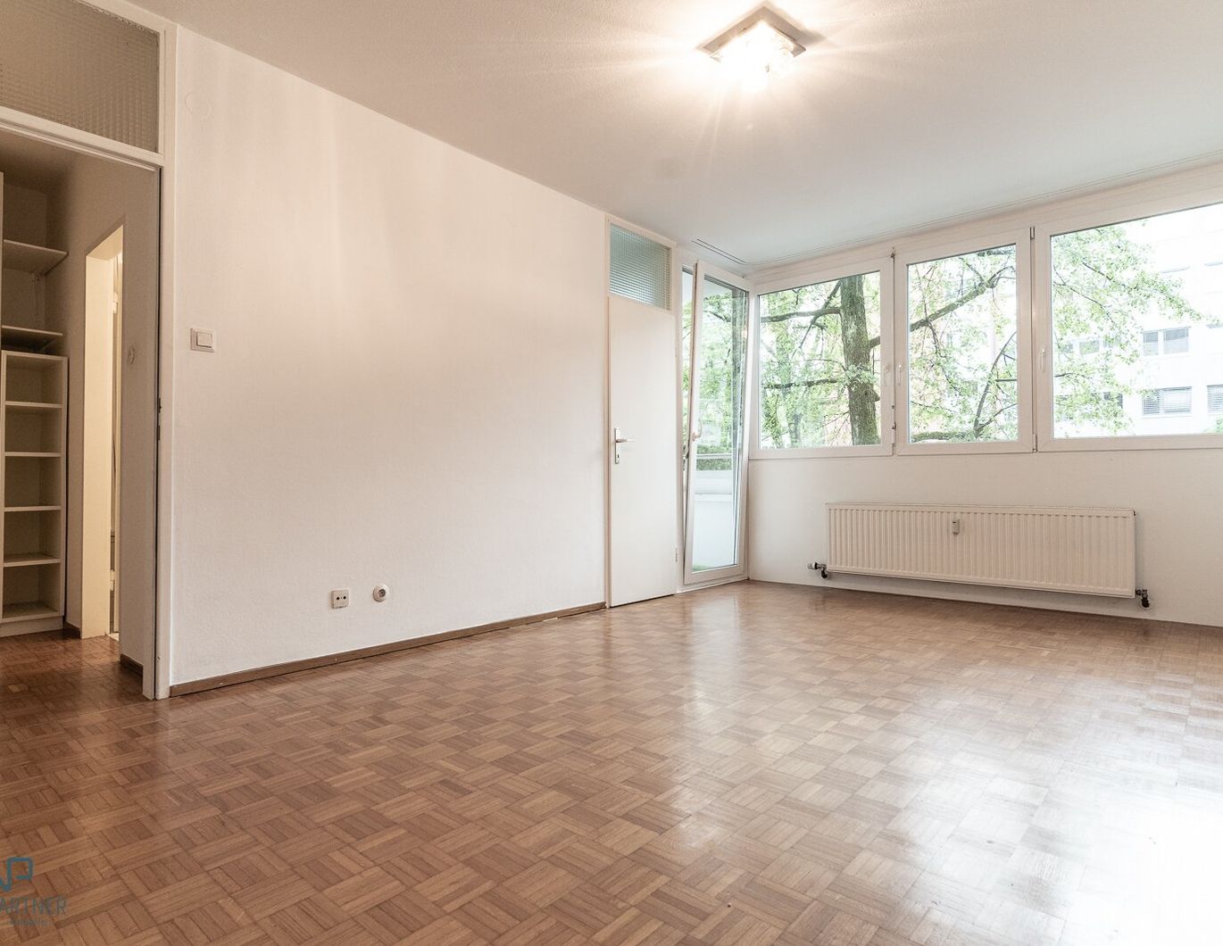 Garconniere mit Balkon - einziehen u wohlfühlen!