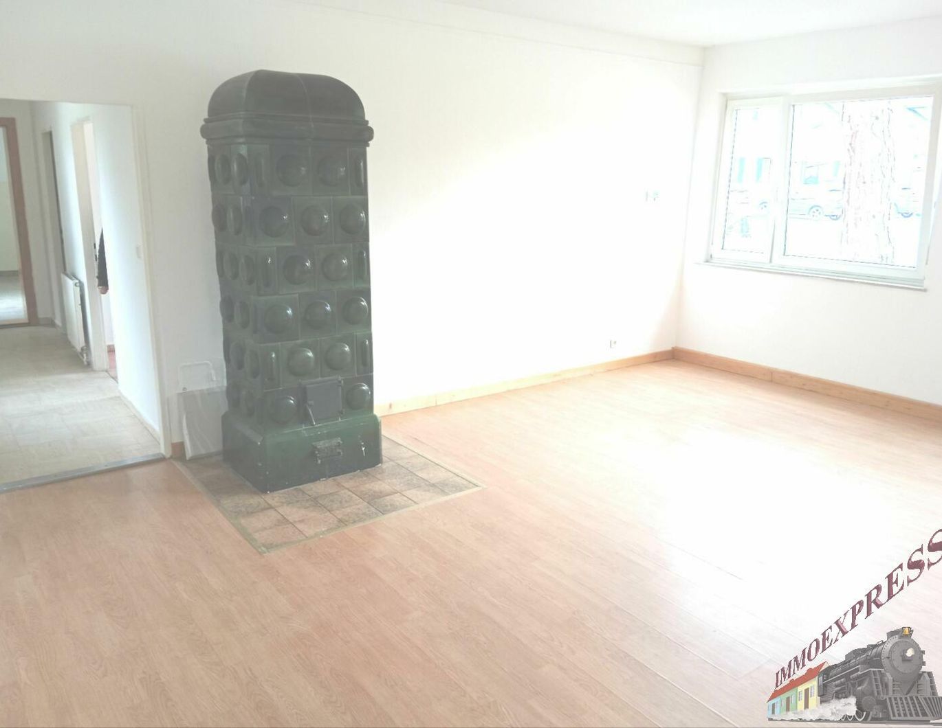 2544 Leobersdorf, unbefristet!, 1 großes ,2kleine Zimmer, Etagenheizung, Kachelofen, Terrasse