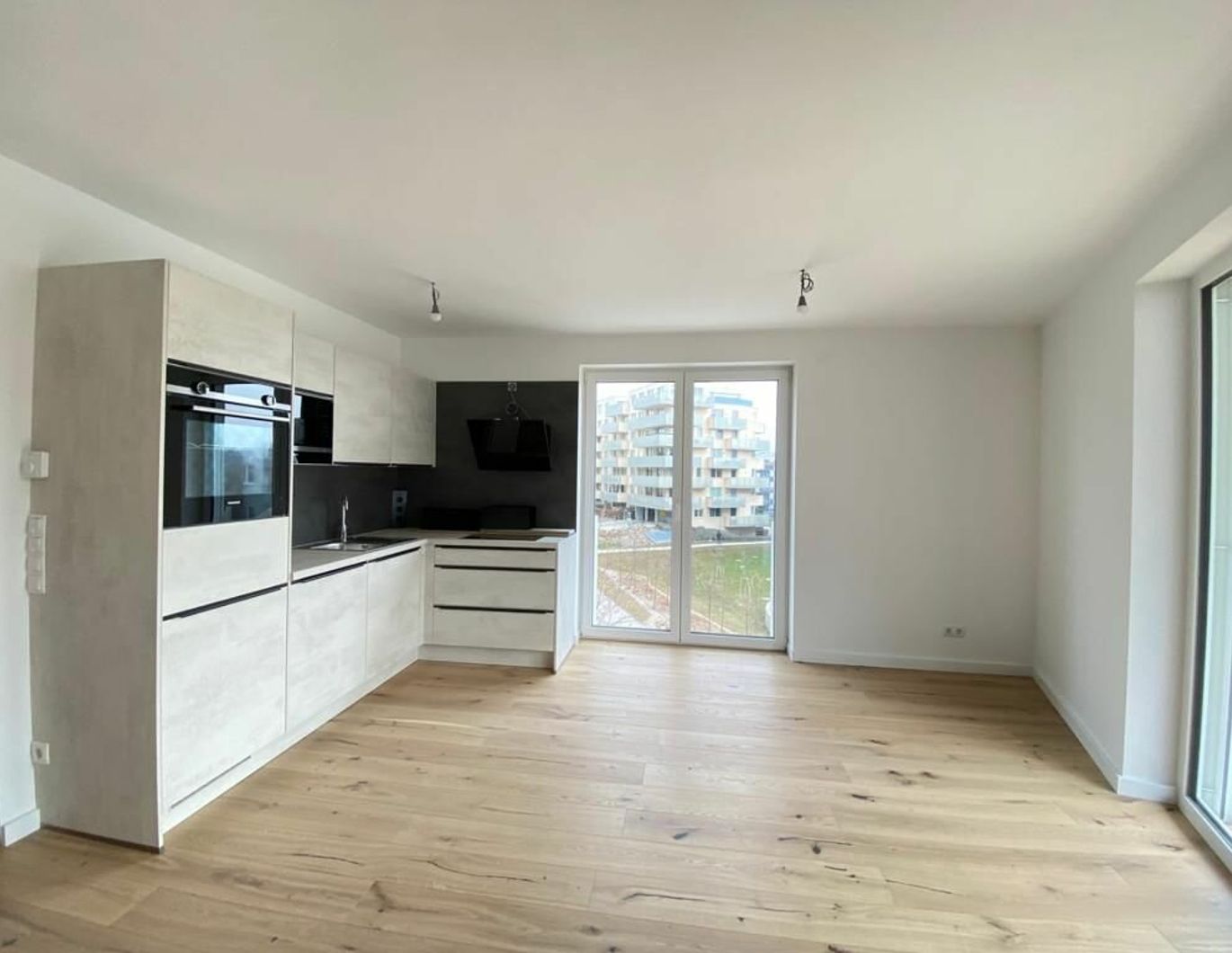 Exklusive Designerwohnung mit Balkon - nur 15 Minuten ins Wiener Zentrum