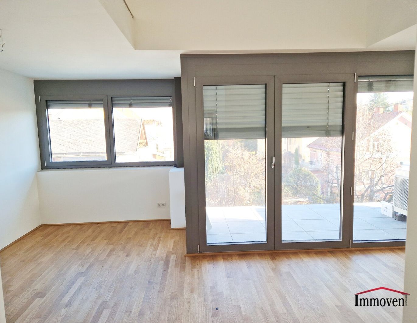 ERSTBEZUG - neue großzügige Wohnung in einem charmantem Altbau (Mietbeginn 01.01.2026)