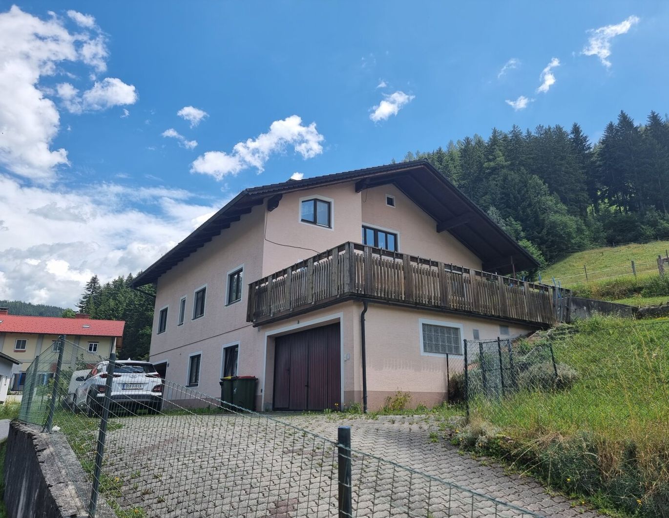 Großzügiges Landhaus im Grünen!