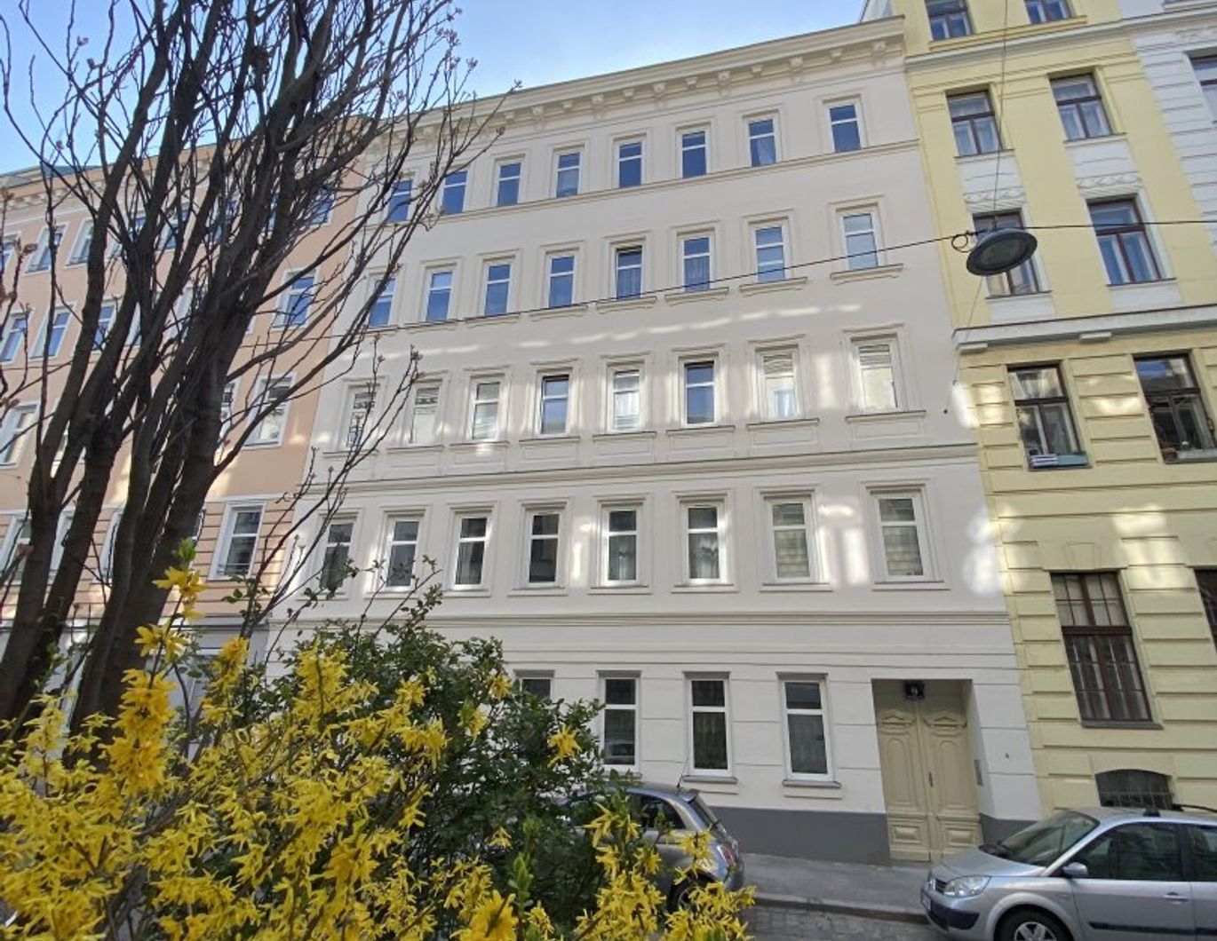 GENERLASANIERTE 2-Zimmer Wohnung in aufstrebender Lage