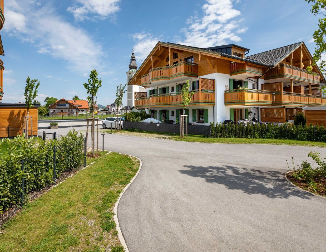 Vollmöblierte 3-Zimmer-Wohnung mit Tiefgaragenparkplatz und Lift in Wals-Siezenheim