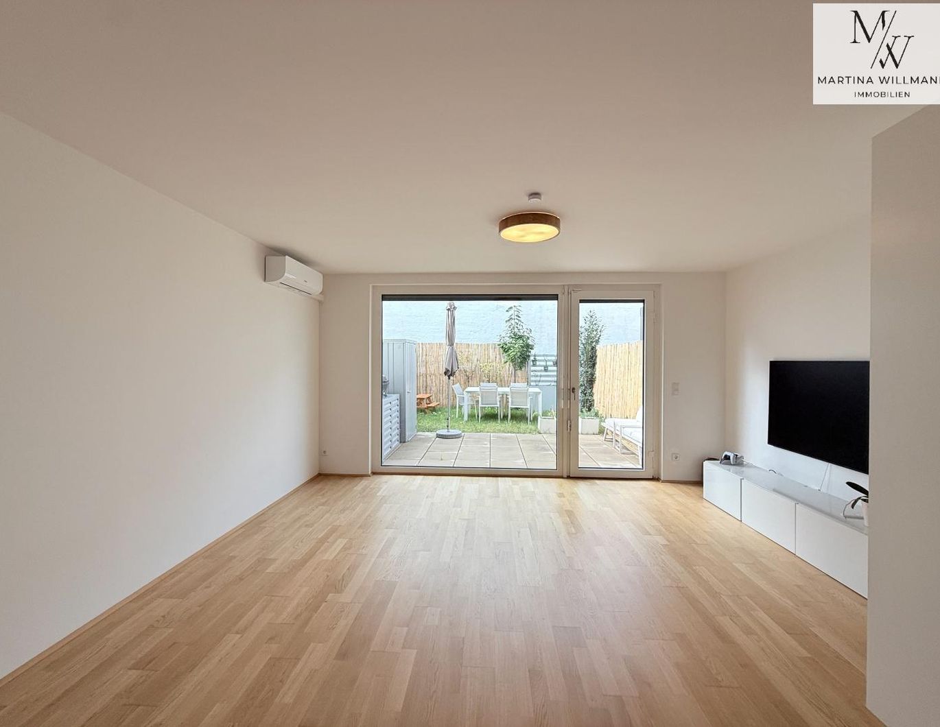 4-Zimmer Neubauhit mit Garage und Garten