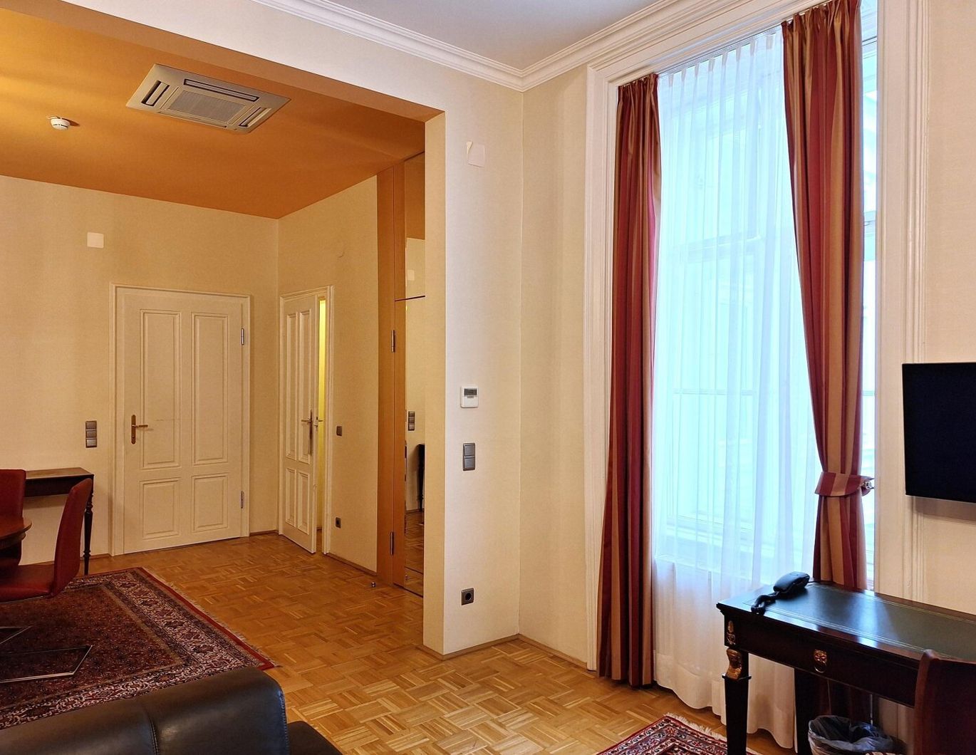 CITY - Apartments - Living / Apartment 307