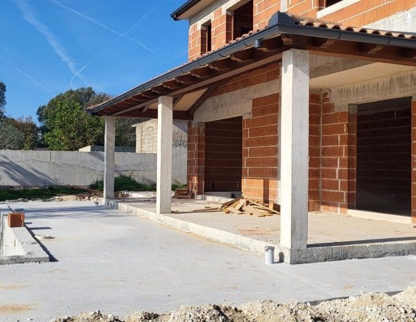 Kroatien - Istrien - Jursici - Rohbau mit Pool