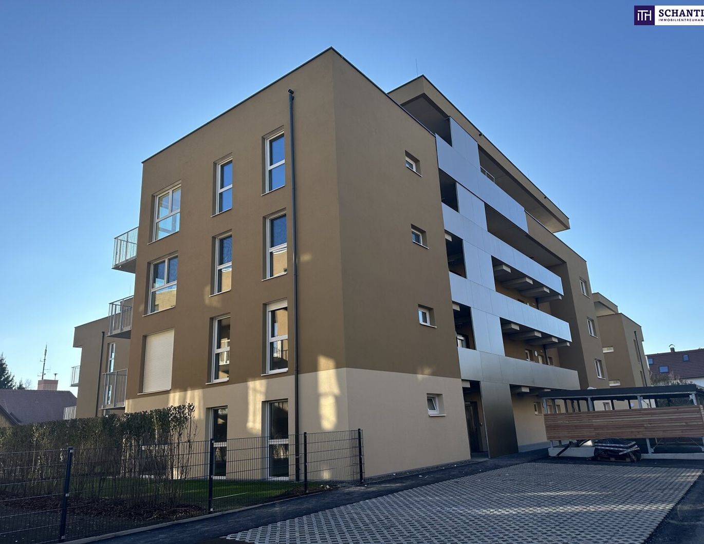 SPITZE!!! Lichtdurchflutete 2-Zimmer-Neubauwohnung mit Südwestausrichtung, großzügigem Balkon, exklusiver Tischlerküche und Tiefgaragenplatz!