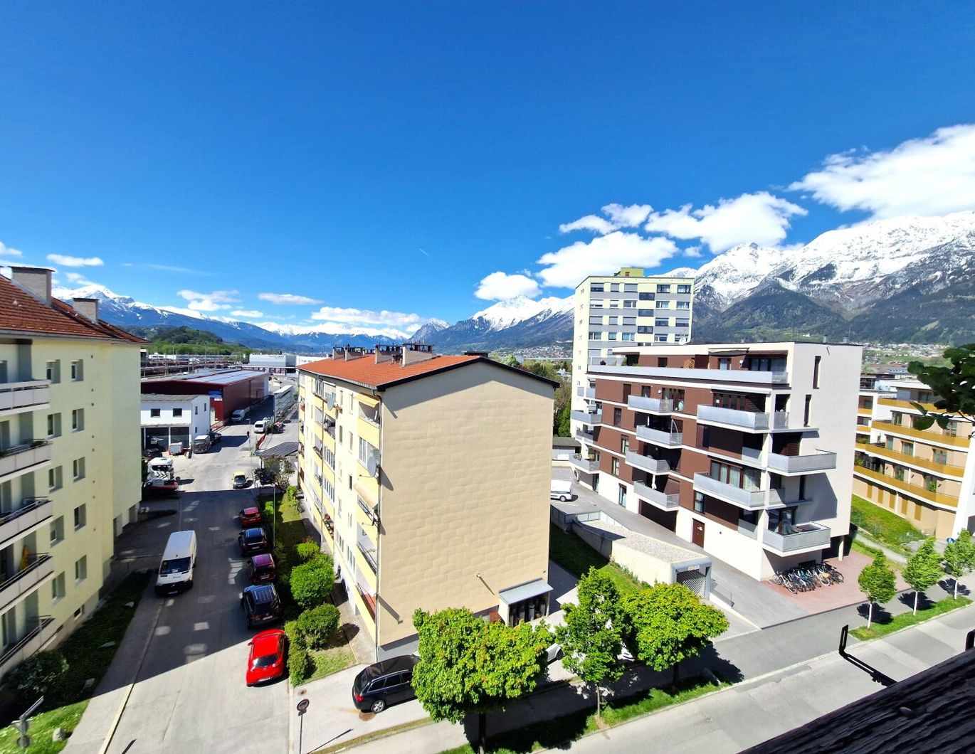 Platz für Familie, Homeoffice & mehr