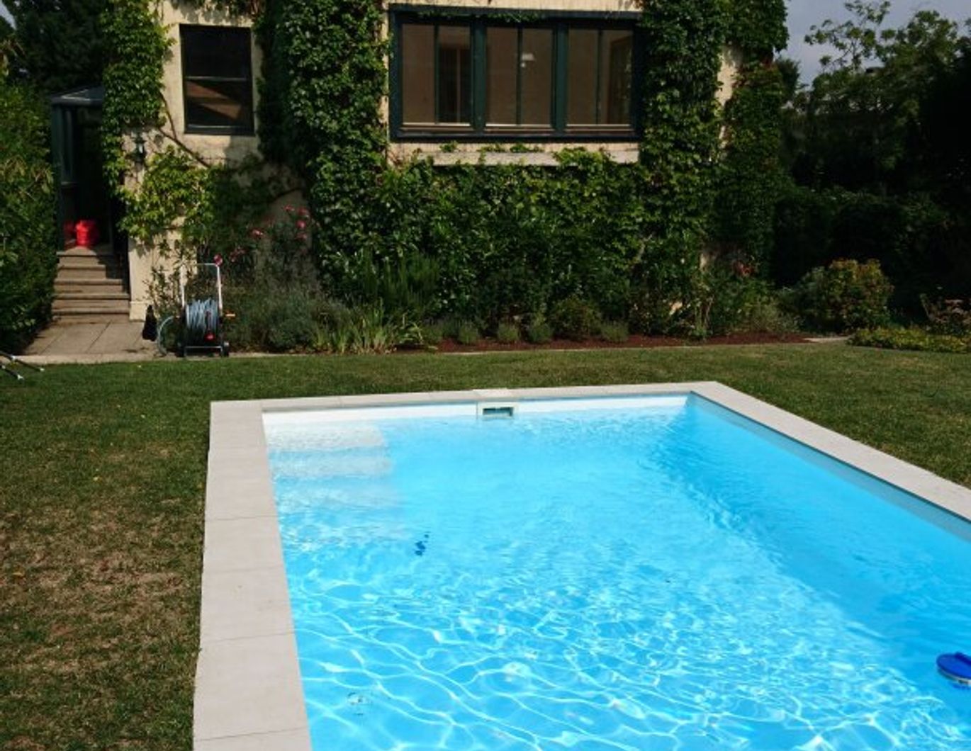 Provisionsfrei! Charmante Miet - Villa mit Pool in Klosterneuburg - 7 Zimmer, Garten und Terrasse!