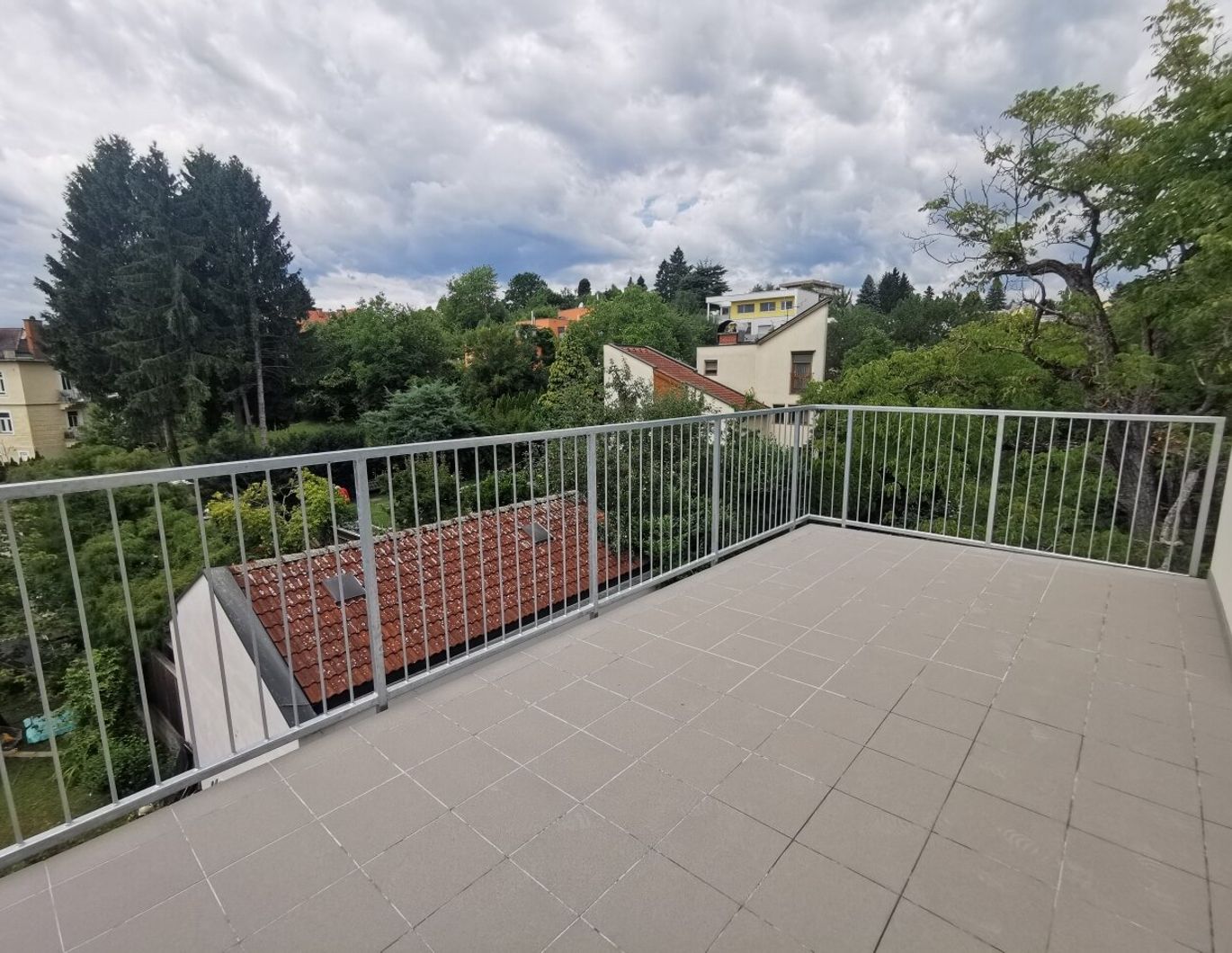 * Erstbezug St. Peter/Waltendorf: Sonnige 3-Zimmer-Wohnung mit großem Balkon in begehrter Lage Nähe Eustacchio-Park! *