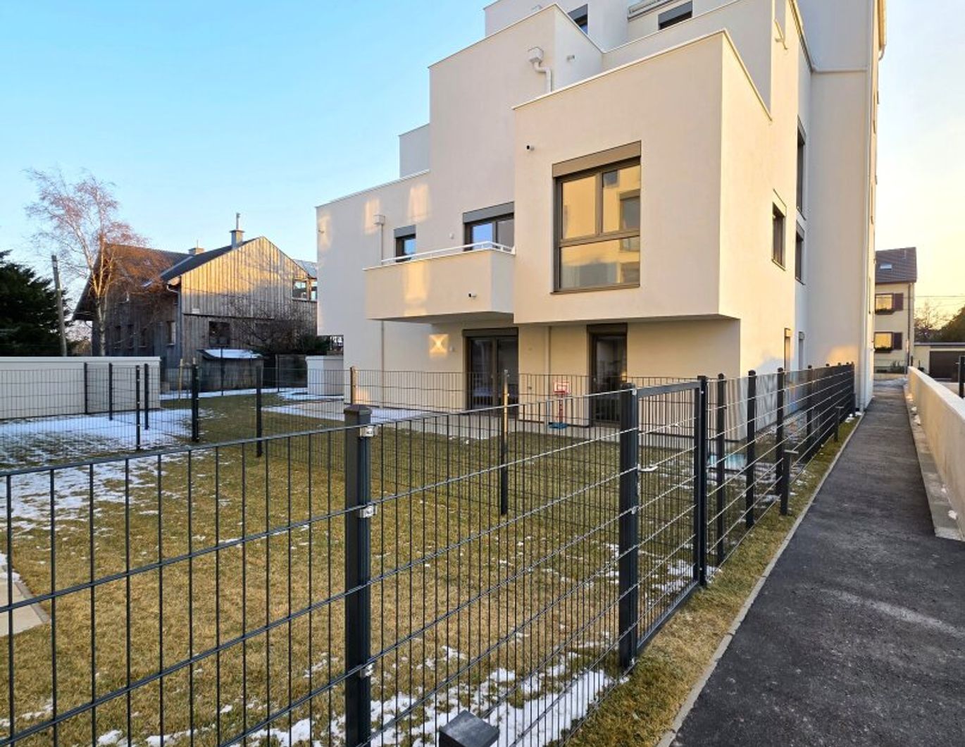 Ihr Platz im Grünen! Make your dreams come true! Klimaaktiv Bronze! Riesige Terrasse + Eigengarten + 3 Zimmer! TOP Neubauprojekt + Wärmepumpe und Solaranlage + Grün- und Ruhelage!