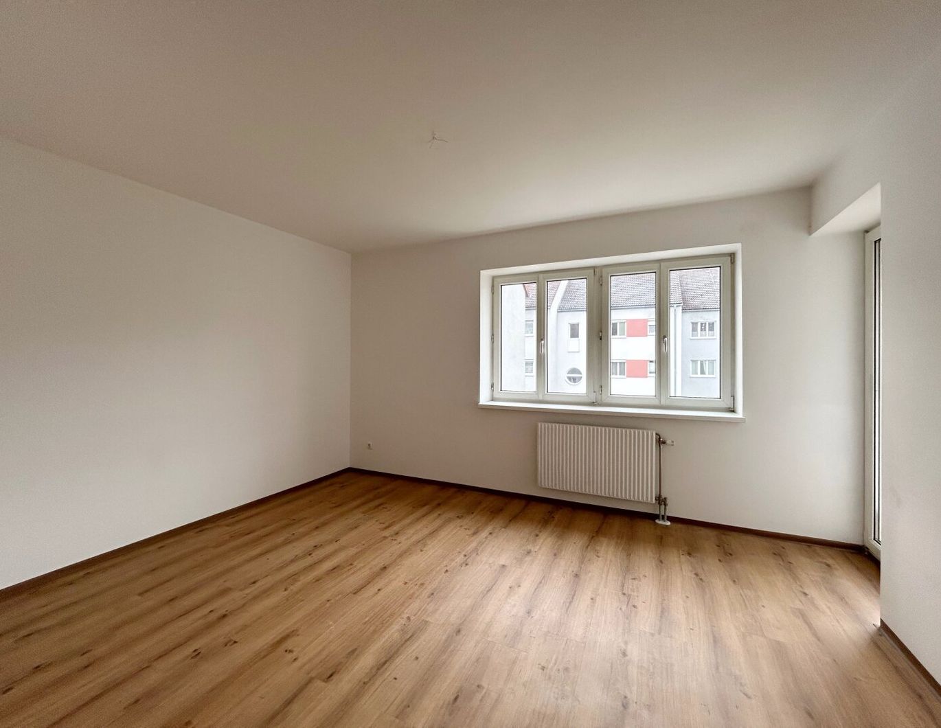 NEUES JAHR - NEUE MÖGLICHKEITEN - 3 ZIMMER WOHNUNG IN FREISTADT MIT BALKON UND TIEFGARAGENPLATZ