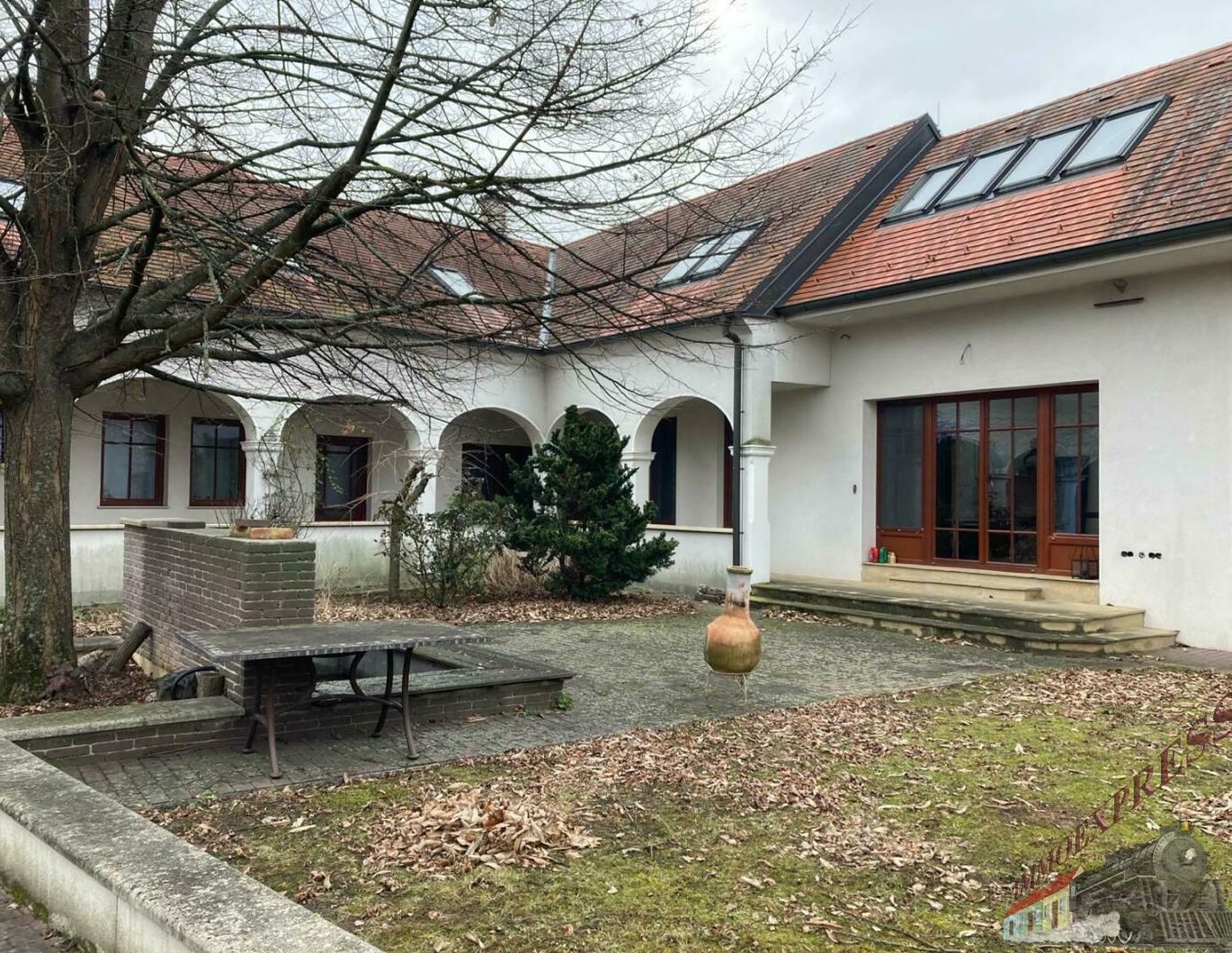 Nähe 7000 Eisenstadt, großer Landsitz, auch für Ordination oder Kanzlei