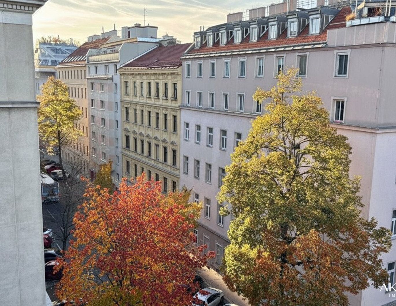 Lichtdurchflutete Altbauwohnung nahe künftiger U5