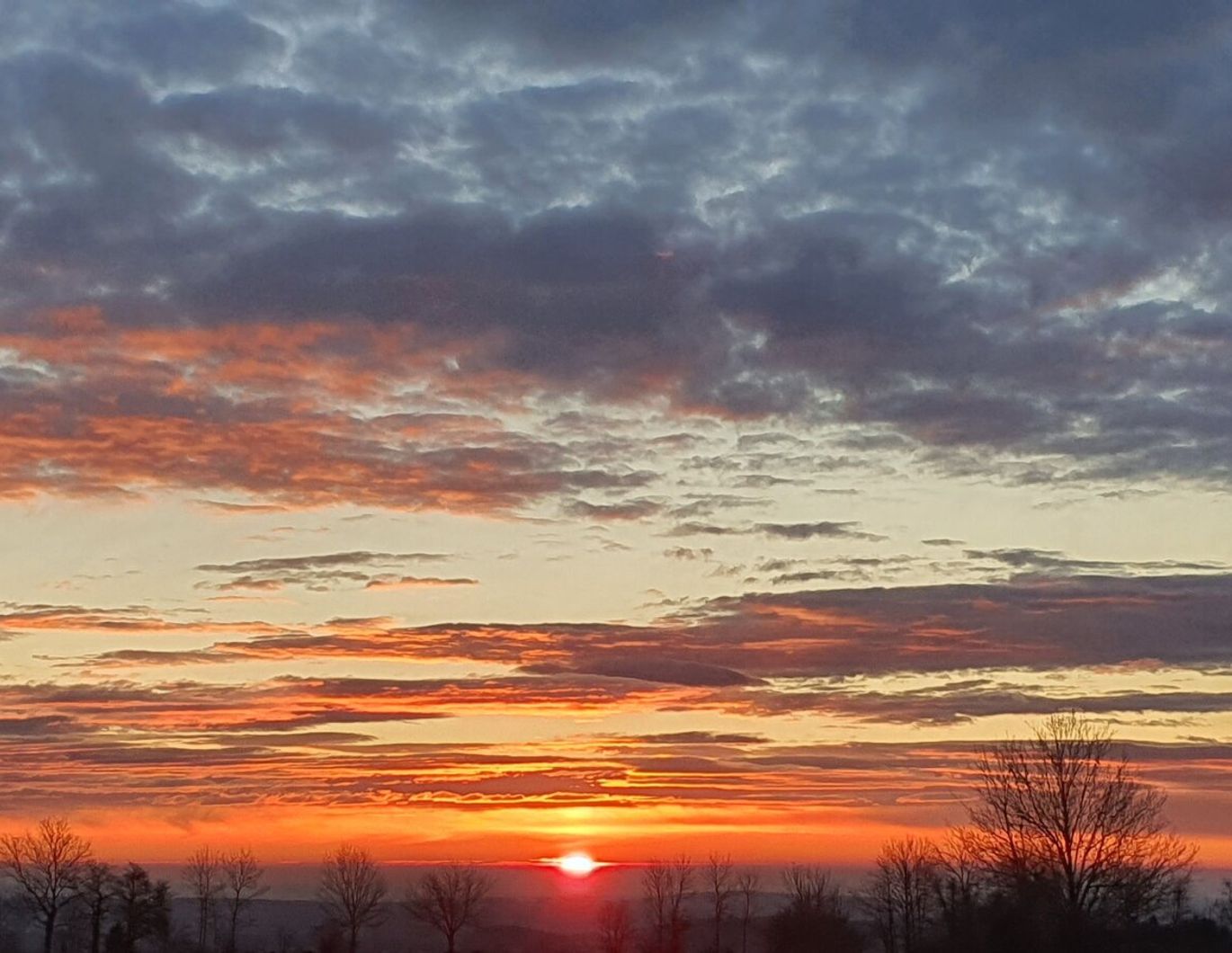 Schnäppchen!!! ehemaliges Hotel in toller ruhigen idyllischen abgeschiedener Lage!