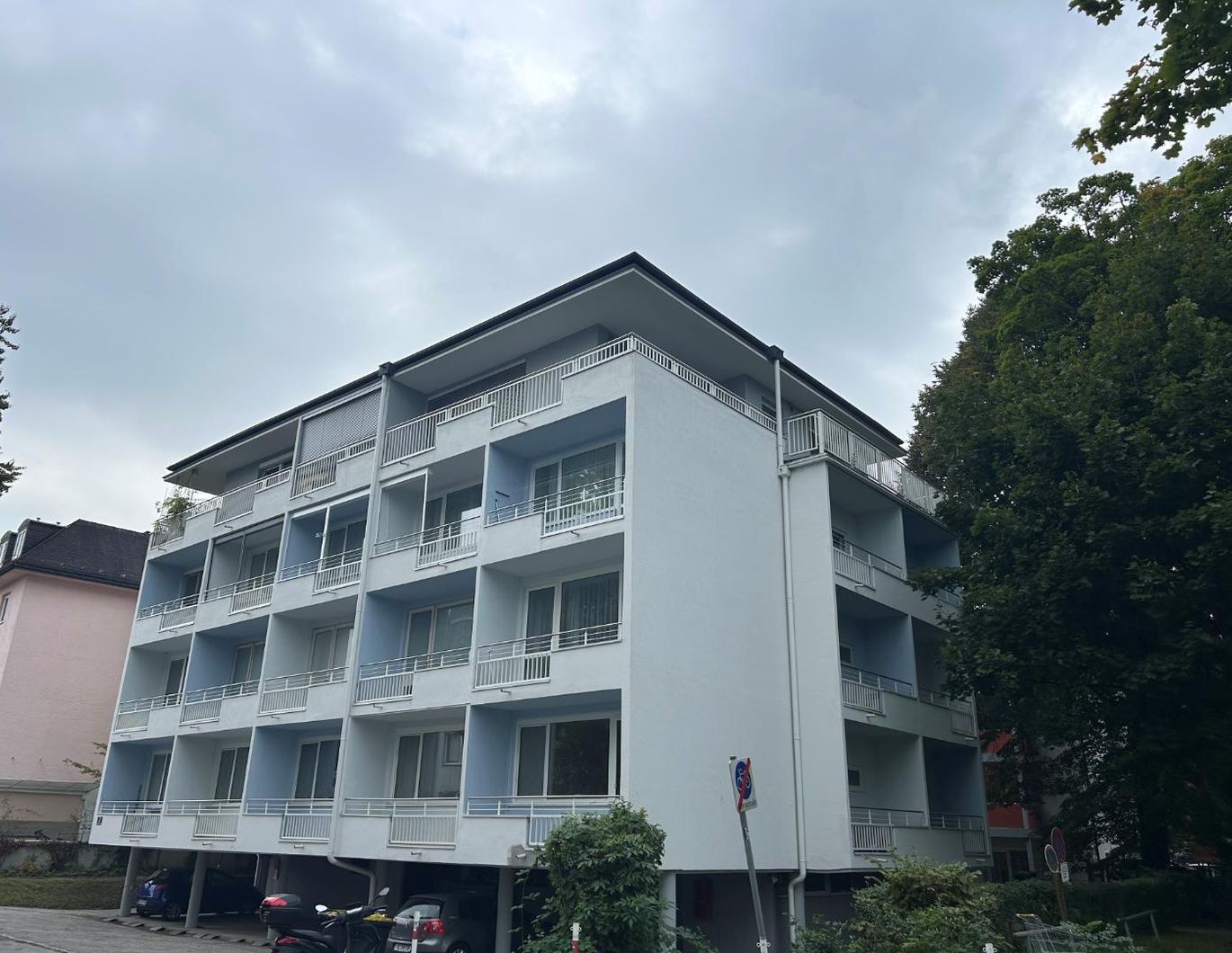 Salzburg Stadt Hinterholzer-Kai, sonnige 64 qm 3-Zimmer-Wohnung, 3 Balkone, Stellplatz, Investment zur Vermietung oder Eigennutzung