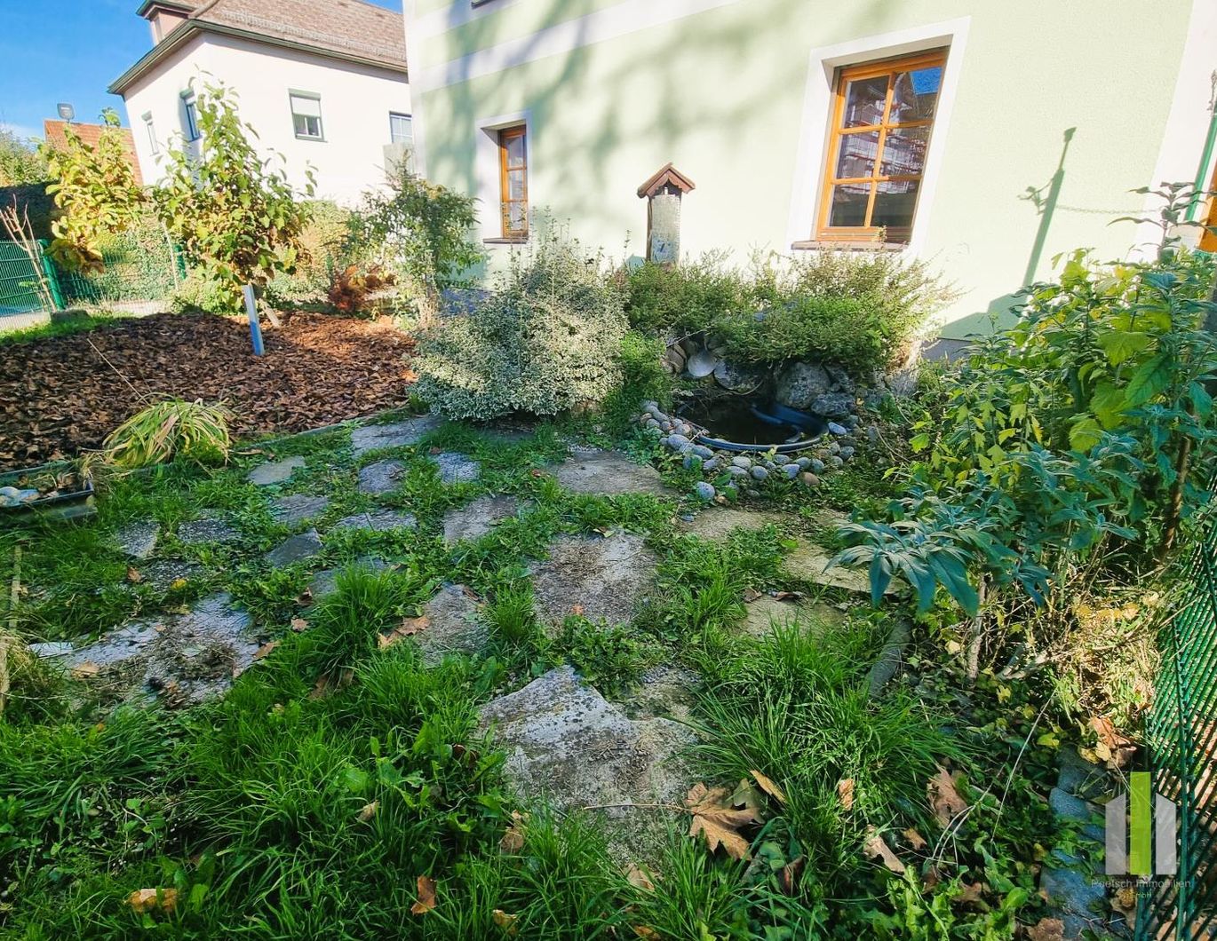 Helle 2-Zimmer-Terrassen-Wohnung mit Garten!