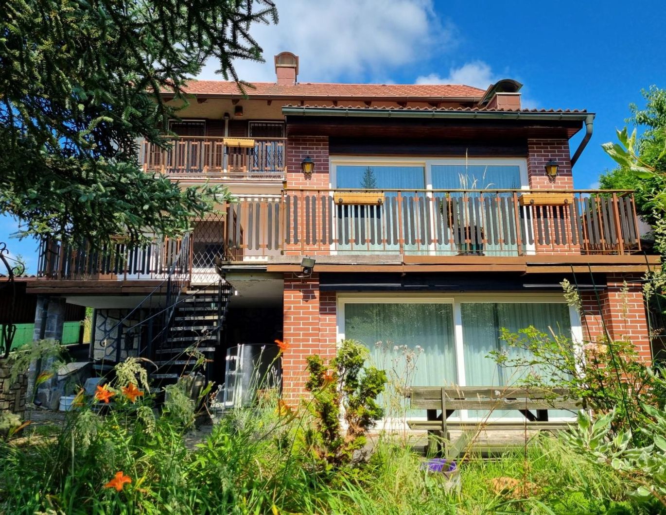 EINFAMILIENHAUS IN SEHR SCHÖNER LAGE