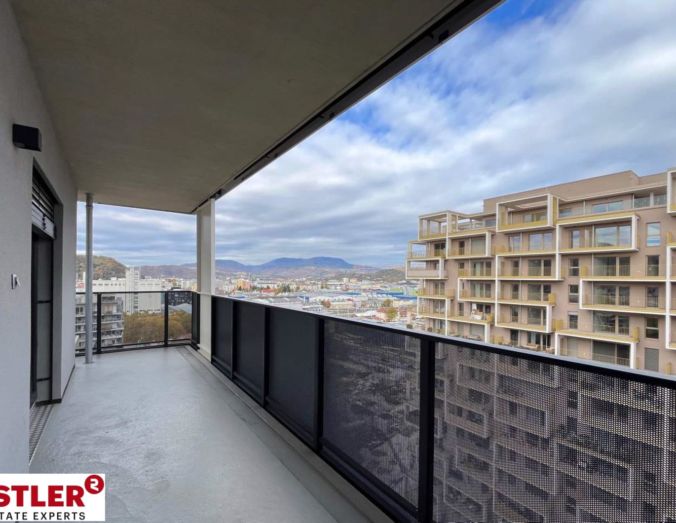 3- Zimmer-Wohnung mit atemberaubendem Ausblick im 14. Stock!