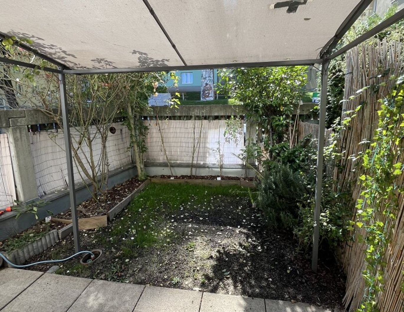 Charmante Gartenwohnung in 1180 Wien - Ihr grünes Paradies auf 48,61 m²!