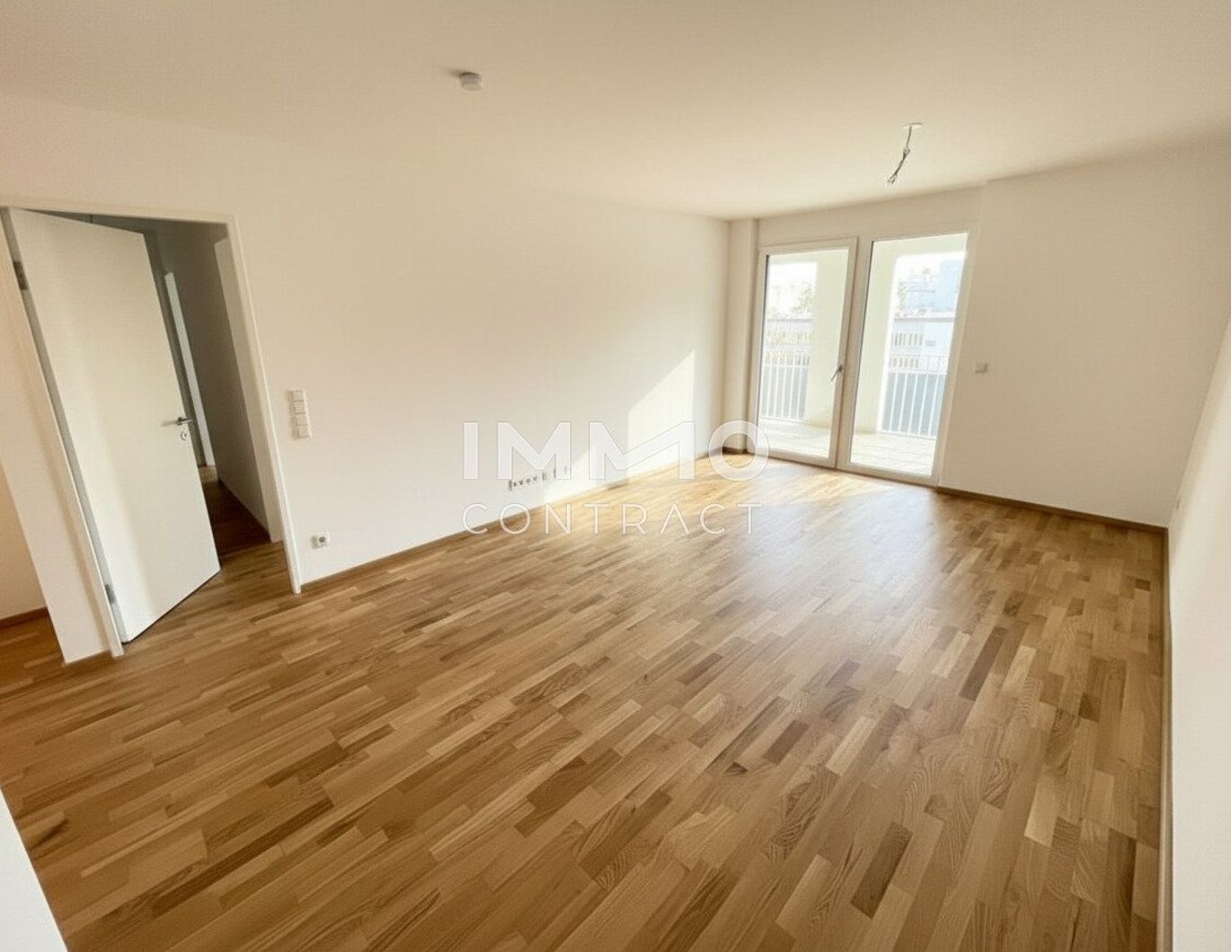 Sonnige Anlegerwohnung im Erstbezug - 3 Zimmer mit Loggia und optimalem Grundriss