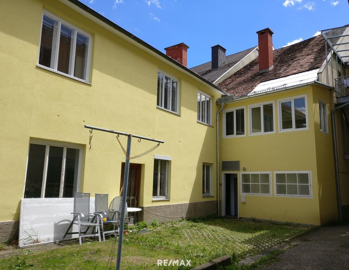 Sanierungsbedürftiges Wohn- und Geschäftshaus in Innenstadtlage