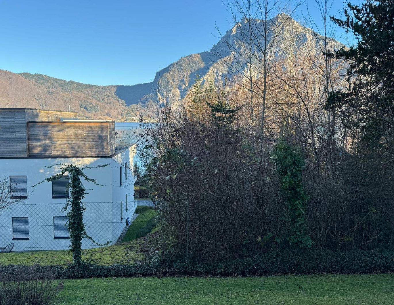 Klein,fein mit Seeblick!