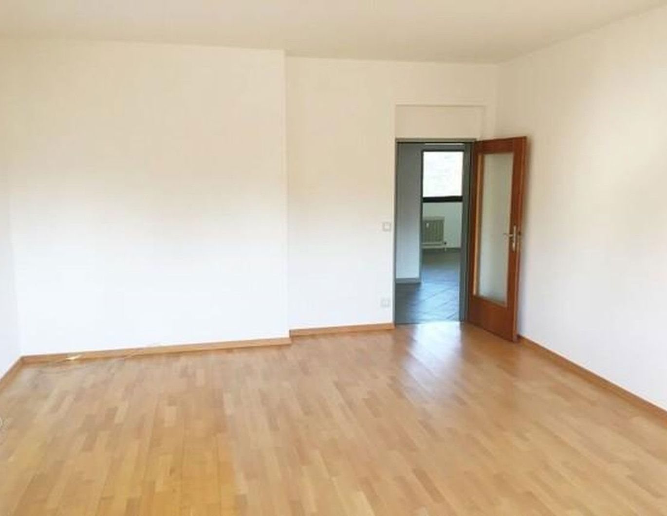 3-Zimmer, Loggia, Ruhelage, südseitig, hell, HTL, Anninger