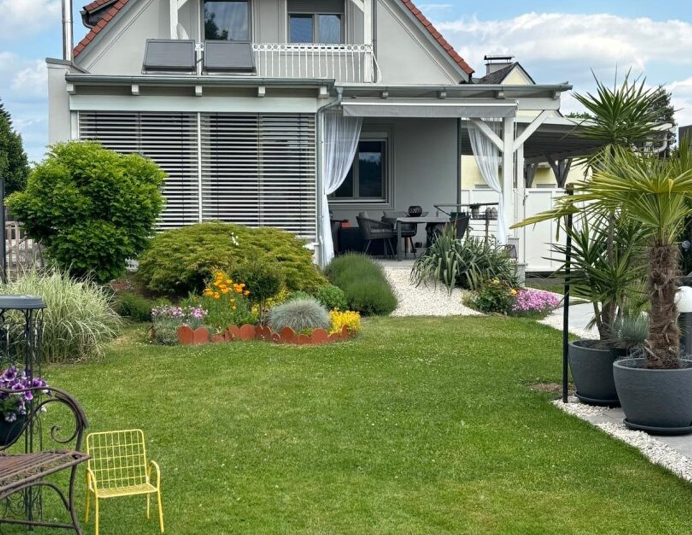 * Einfamilienhaus mit idyllischem Garten und Wellnessbereich in begehrter Lage Nähe Leibnitzer Zentrum! *