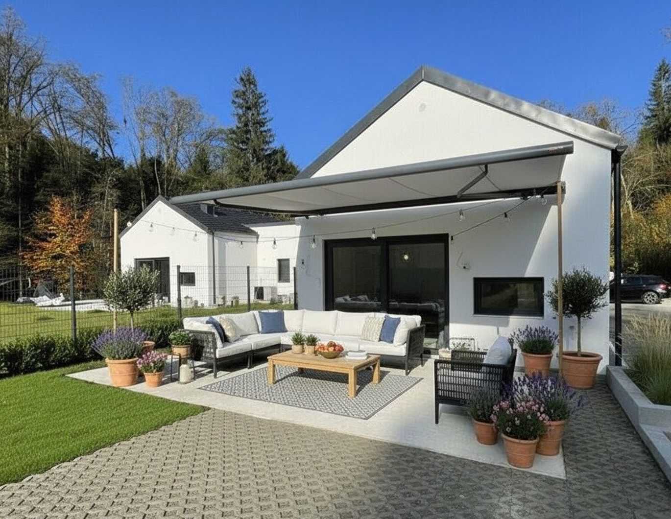 Moderne Doppelhaushälfte in Seiersberg Pirka - Erstbezug mit 300 m² Garten - mit Option auf Asuweitung bis zu 800 m² , Terrasse und 3 Stellplätzen - Jetzt zugreifen