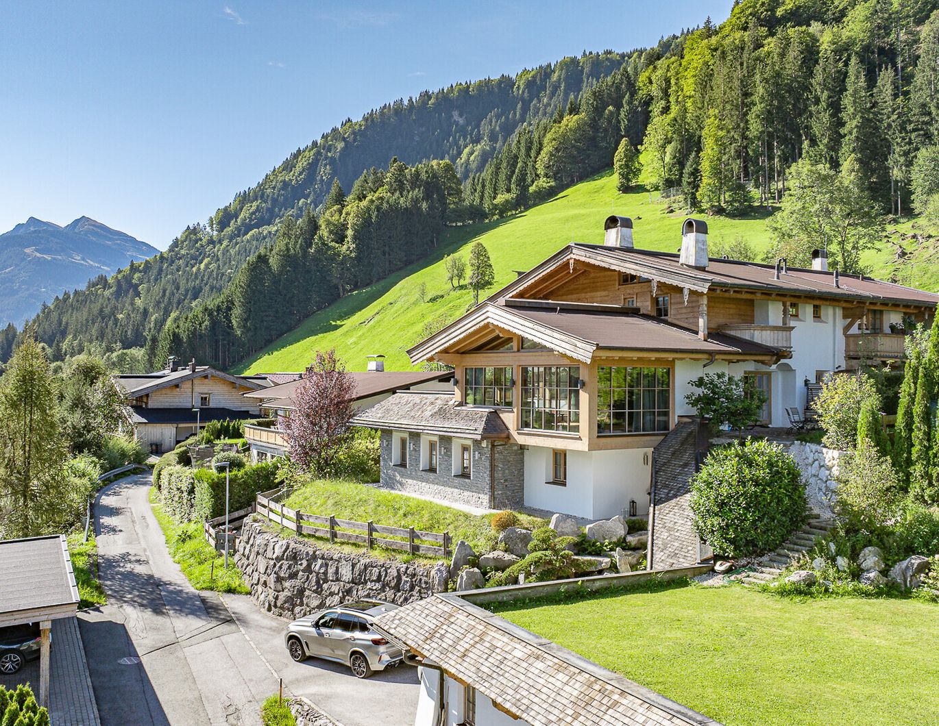 Exklusives Landhaus in traumhafter & unverbaubarer Aussichtslage