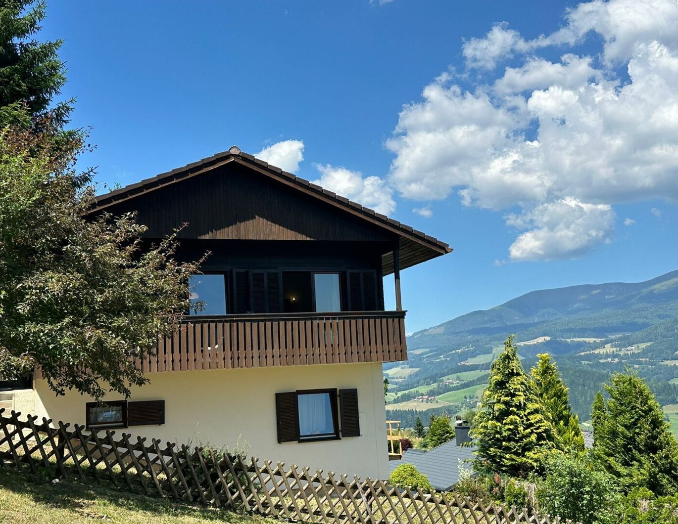 Reichenfels! Ein-Zweifamilienhaus in idyllischer Lage! Perfekt für Familien, als Zweitwohnsitz oder Kapitalanlage!