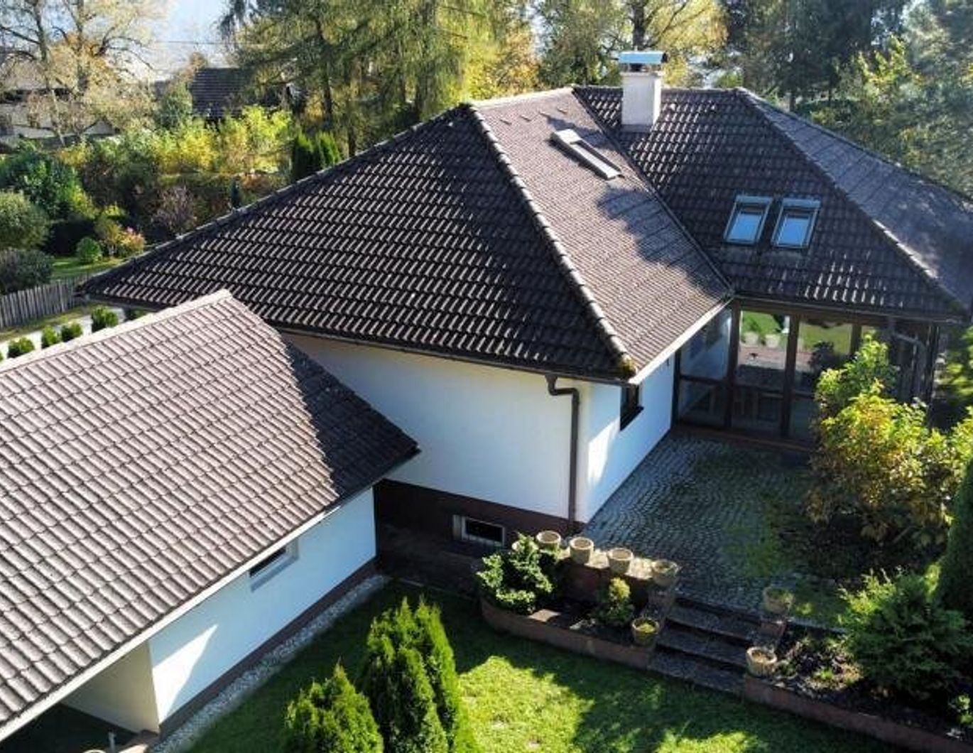 Top gepflegtes Einfamilienhaus mit idyllischem Garten