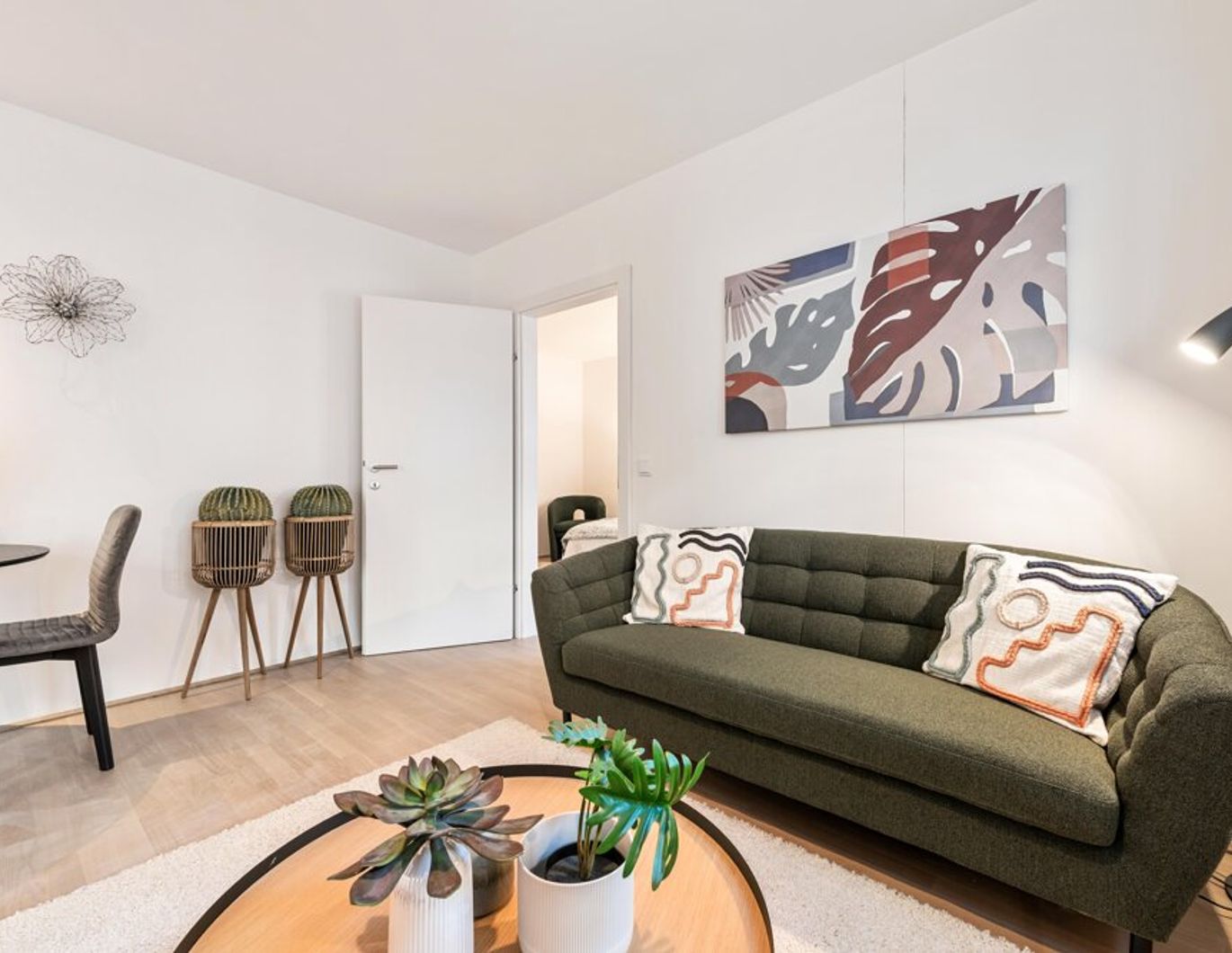 SOLEY - Charmante 2-Zimmer Wohnung mit Loggia - Top 3