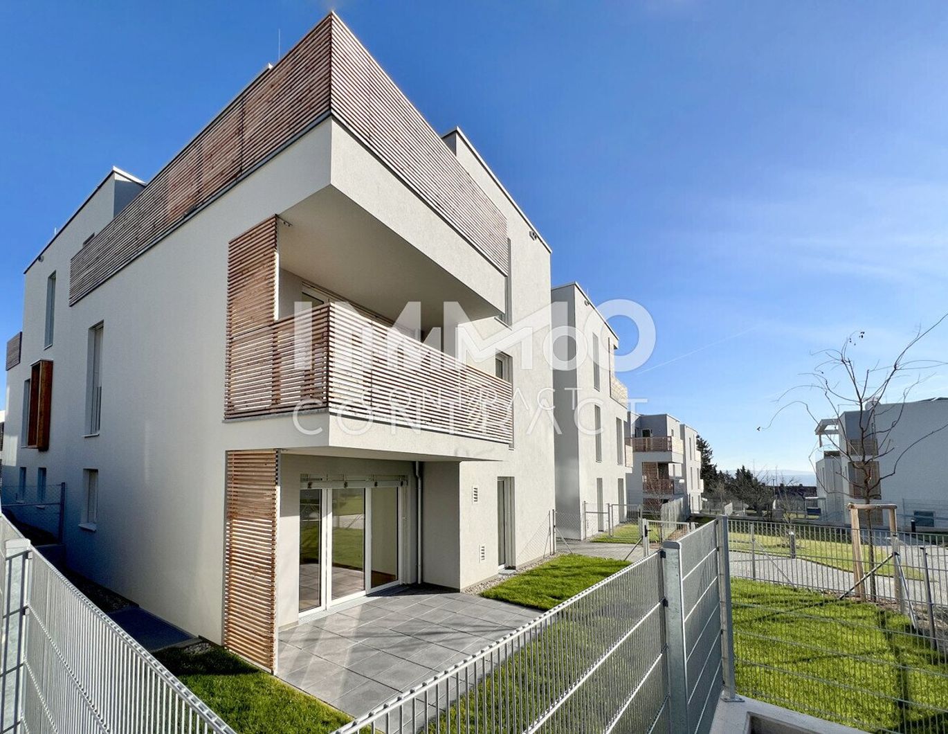 KREMSER WOHNDOMIZIL2Zi - 52qm Gartenwohnung mit 65qm Garten, Tiefgarage, in beliebter Grünruhelage