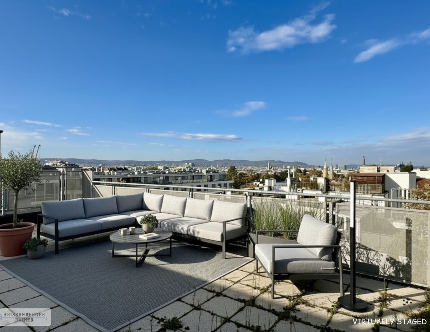 EINZIGARTIGE AUSBLICKE, LICHT & FLEXIBILITÄT /// moderne Dachterrassenwohnung mit toller, großer Dachterrasse