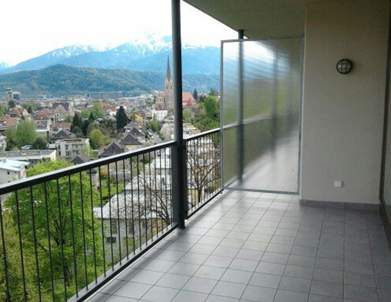Luxuriöse 2-Zimmer Whg. mit Balkon und Traumaussicht