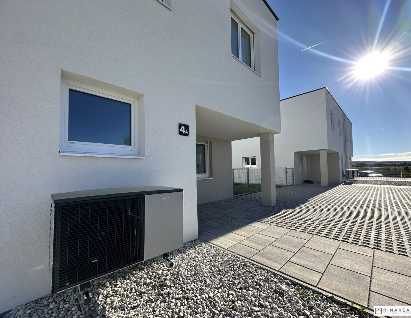 ERLENWEG - Top-moderne Doppelhaushälfte | Eigengarten | 2 PKW Stellplätze | Luft-Wärmepumpe | Haus 4A | ab 1. März 2026