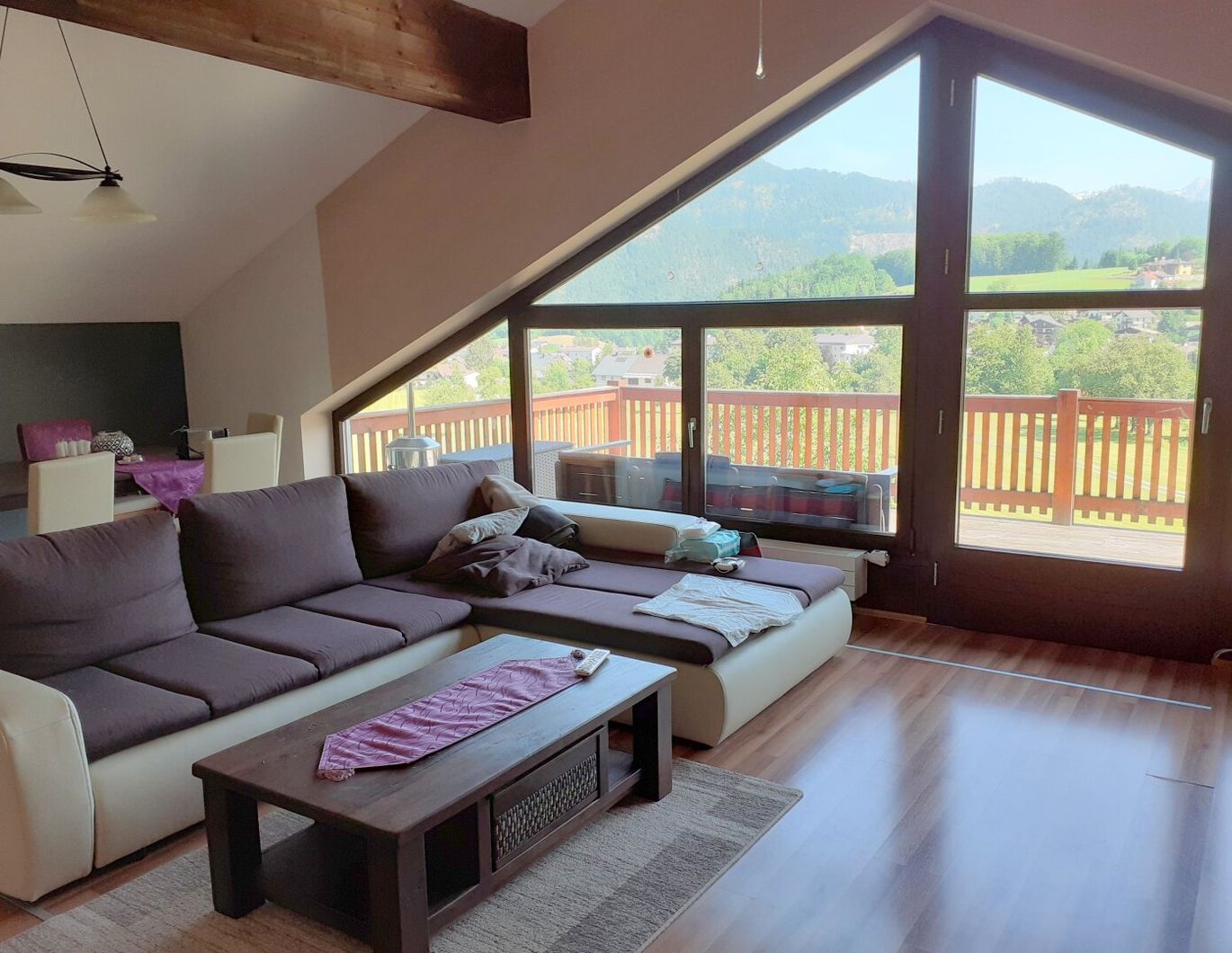 Bad Ischl: 2 Zimmer Wohnung mit großer Terrasse